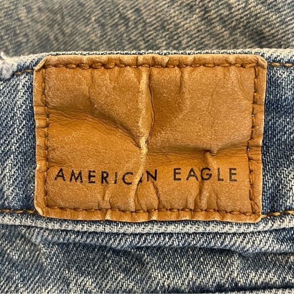 American Eagle Floral Mom Jean Shorts size 8 - Picture 7 of 7